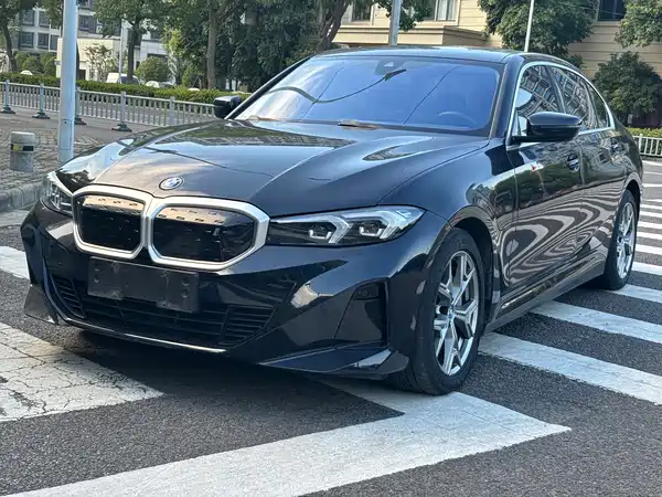 BMW i3 2023