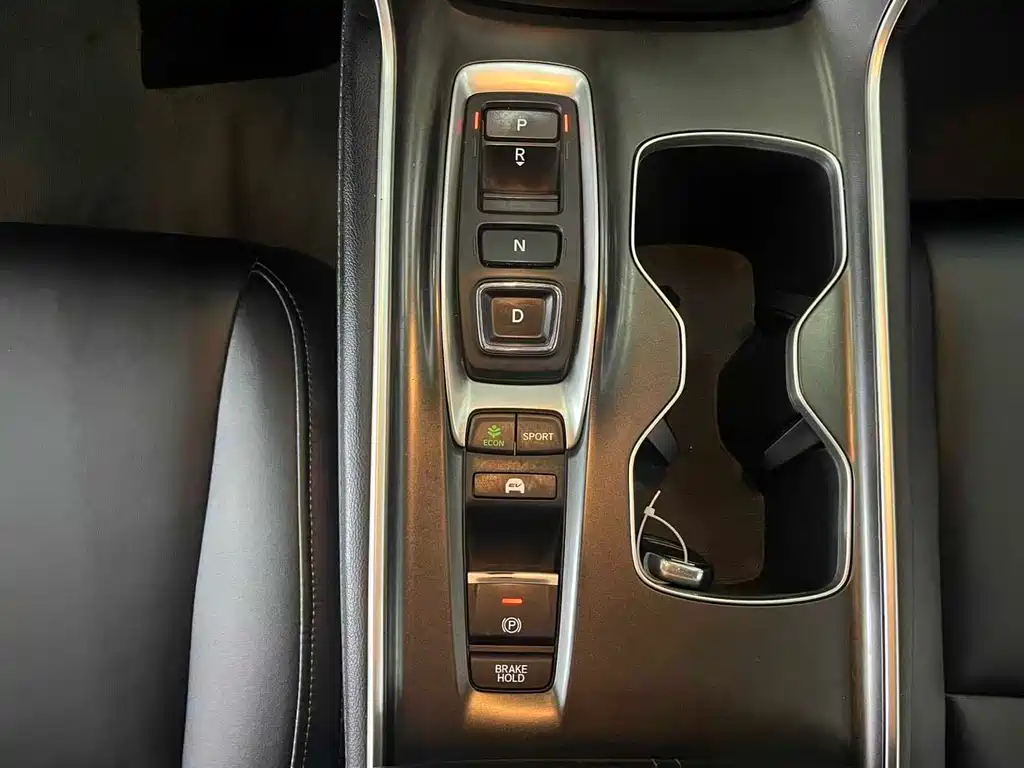 Honda Accord 2022 — фото 11