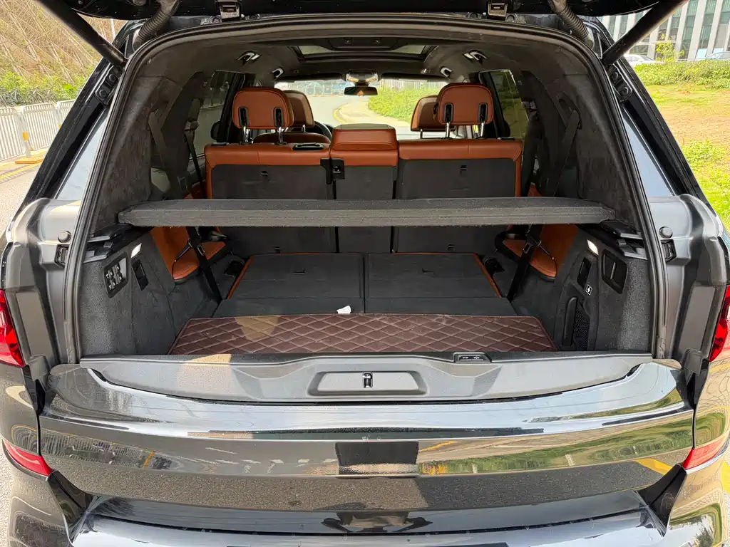 BMW X7 2022 — фото 15