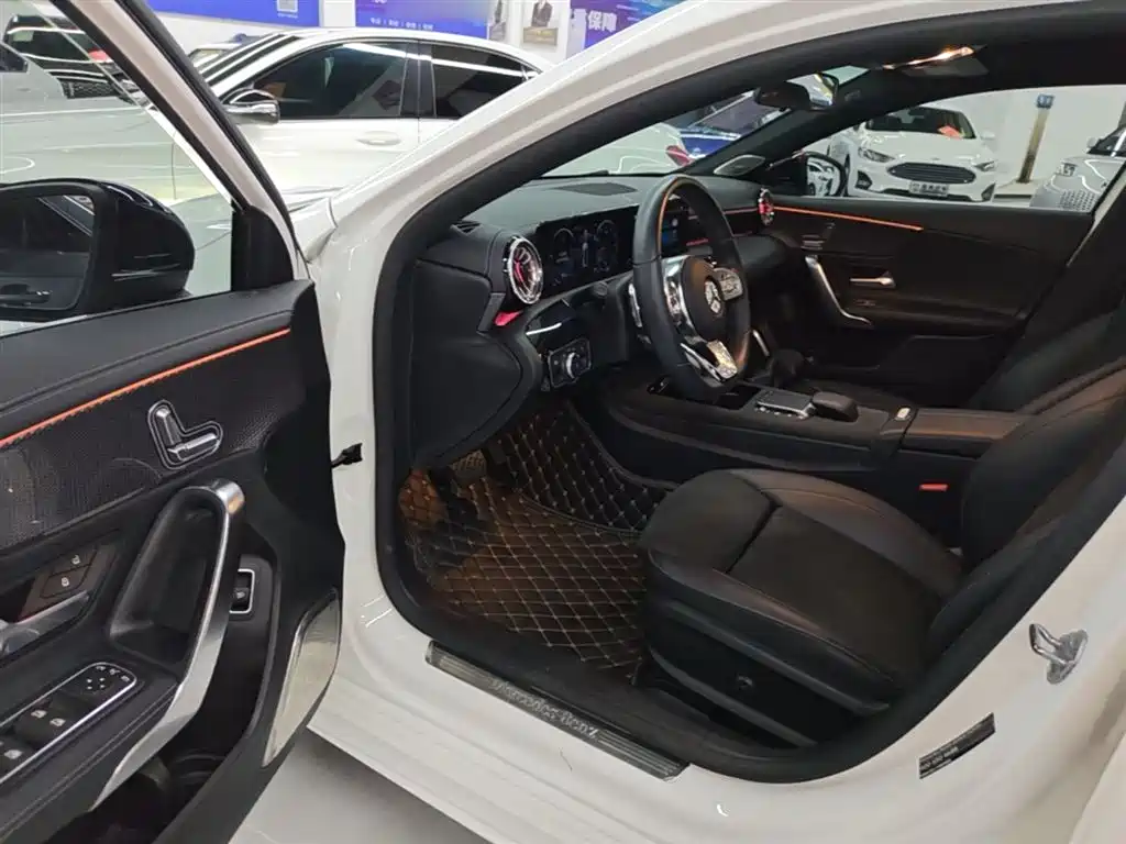 Mercedes-Benz A-Class 2021 — фото 16