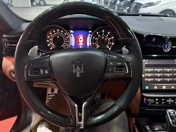 Maserati Quattroporte 2015