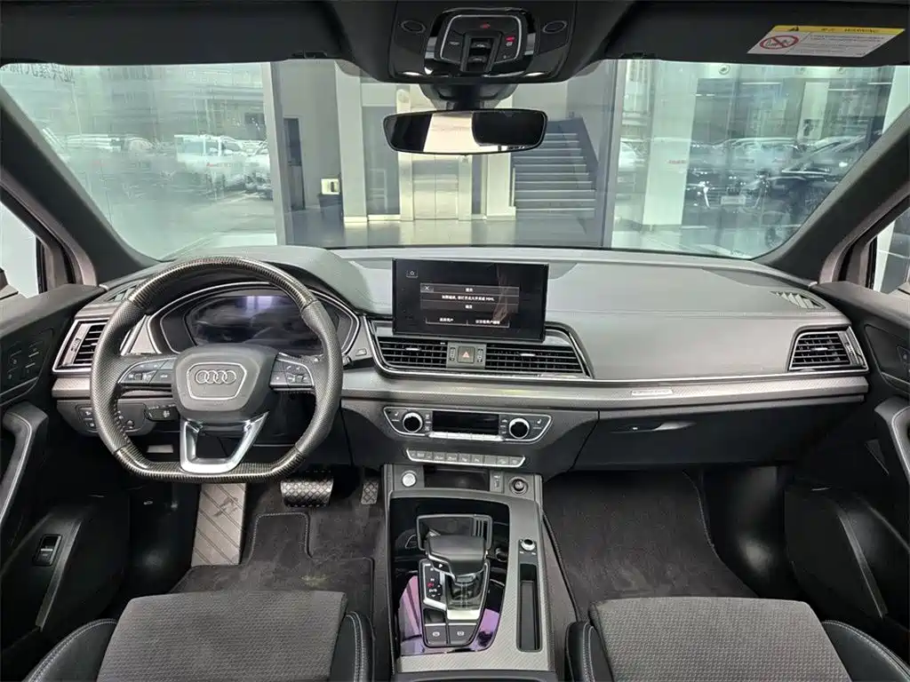 Audi Q5L Sportback 2023 — фото 6