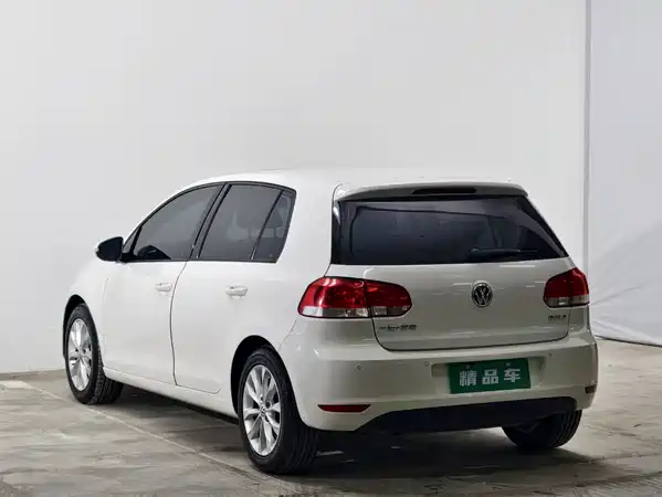 Volkswagen Golf 2014