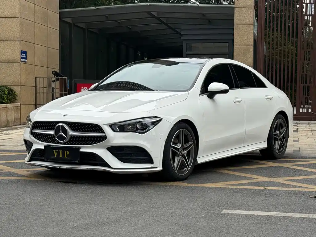 Mercedes-Benz CLA 2022