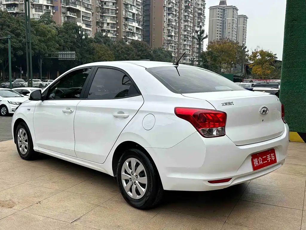 Hyundai Verna 2021 — фото 11
