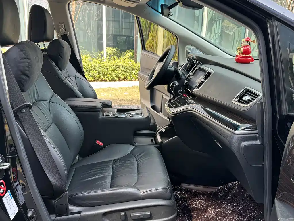 Honda Odyssey 2021 — фото 12