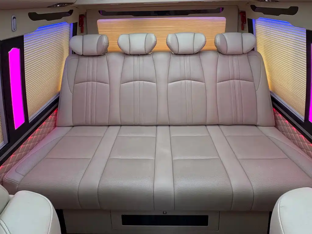 Toyota Coaster 2019 — фото 25