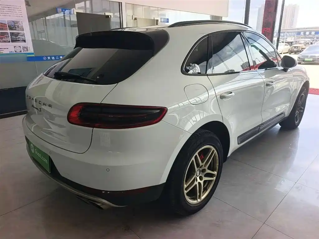 Porsche Macan 2017 — фото 5