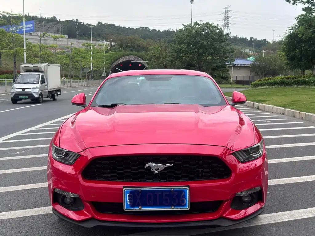 Ford Mustang 2017 — фото 2