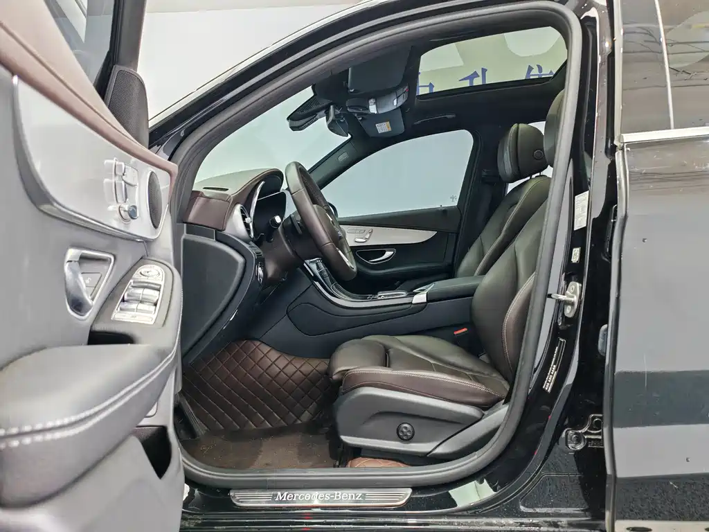 Mercedes-Benz GLC 2023 — фото 10