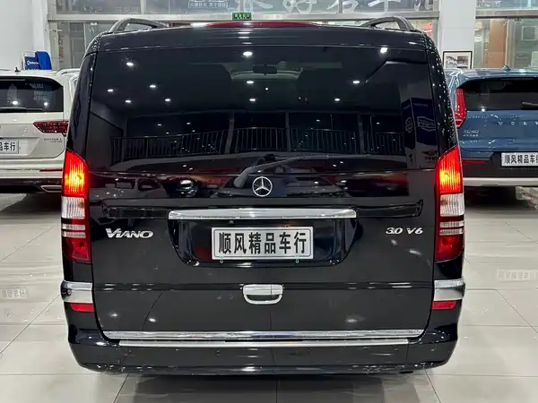 Mercedes-Benz Viano 2015