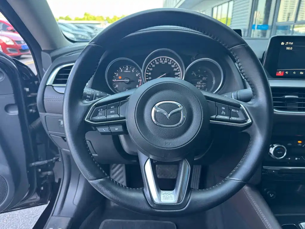 Mazda Atenza 2018 — фото 11
