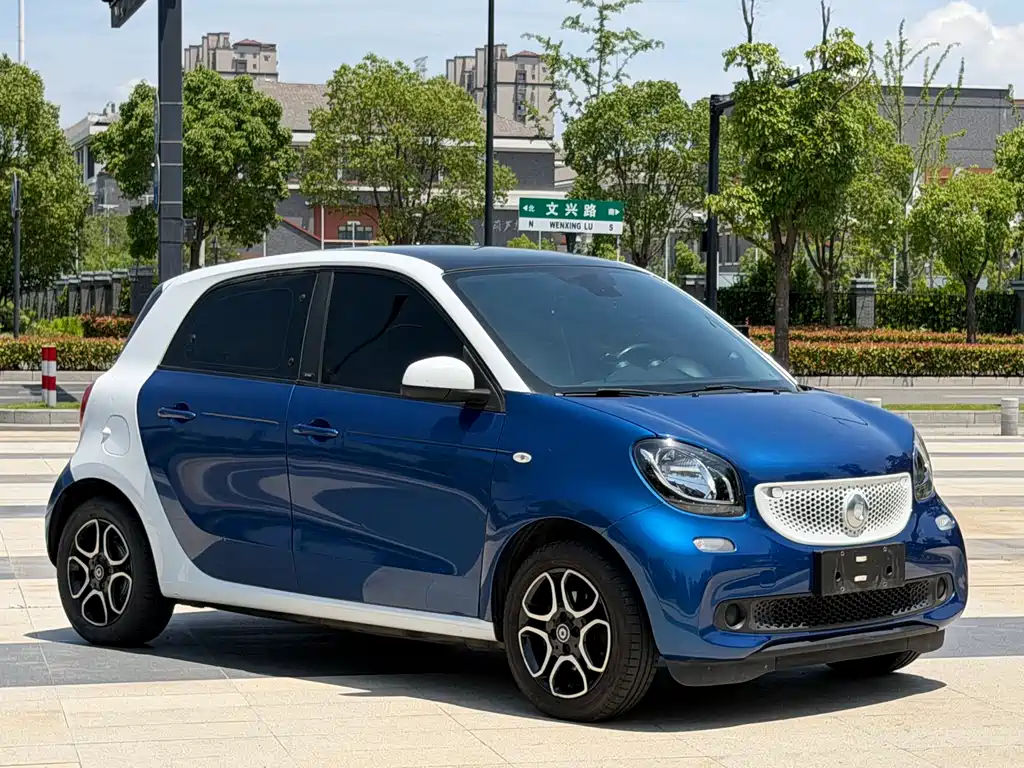 smart Forfour 2018 — фото 3