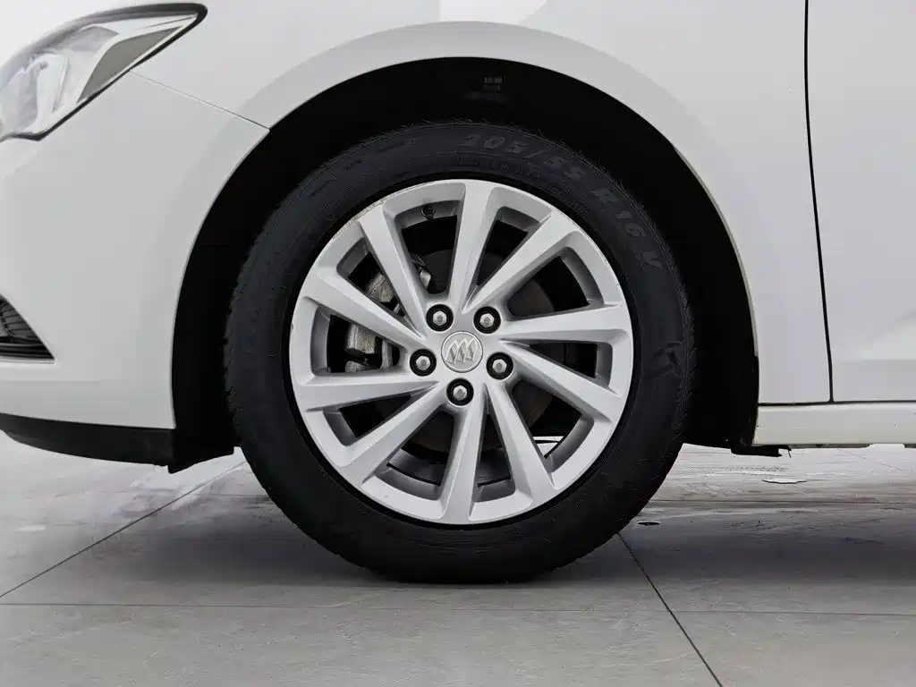 Buick Verano 2017 — фото 17