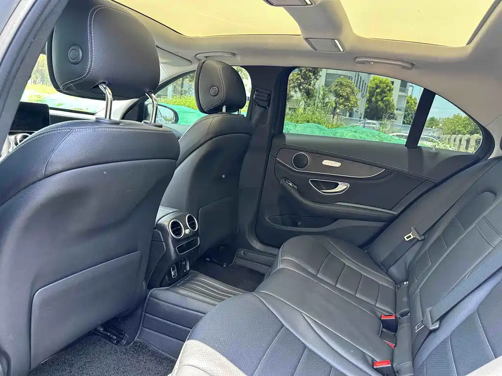 Mercedes-Benz C-Class 2020 — фото 6