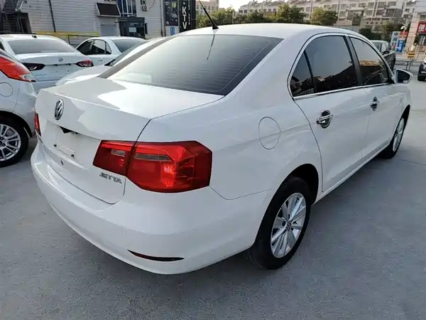 Volkswagen Jetta 2015