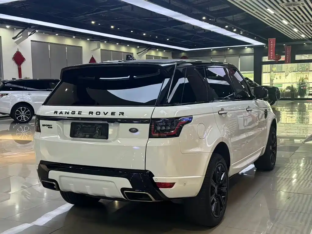 Land Rover Sport 2020 — фото 10