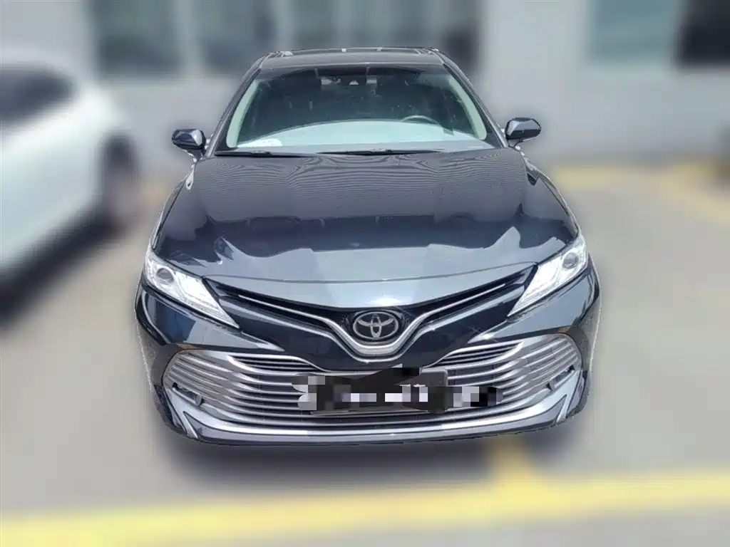Toyota Camry 2020 — фото 5