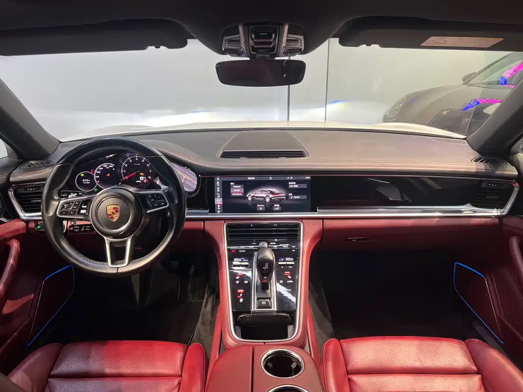 Porsche Panamera 2018 — фото 7