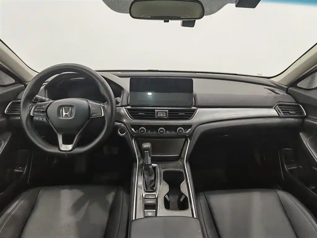Honda Accord 2022 — фото 5