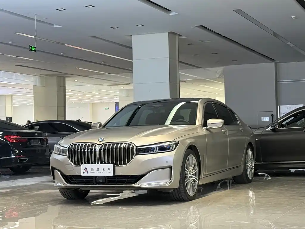 BMW 7 Series 2020 — фото 1