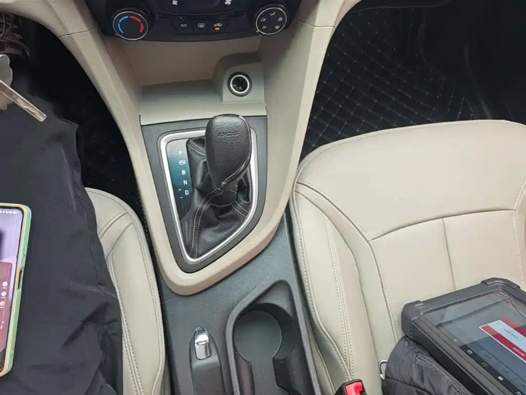 Buick Excelle 2018 — фото 14