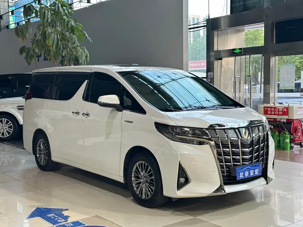 Toyota Alphard 2021 — фото 3