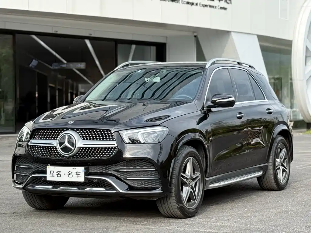 Mercedes-Benz GLE 2020 — фото 1