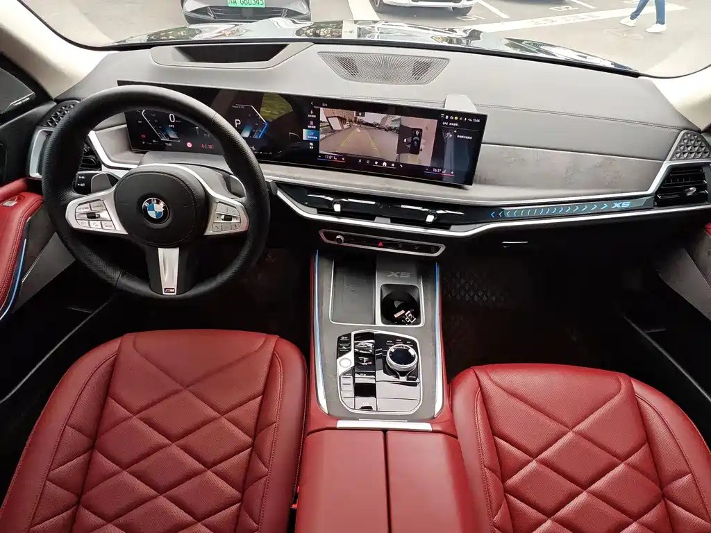 BMW X5 2025 — фото 16
