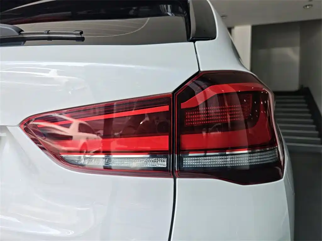 BMW X1 2022 — фото 14