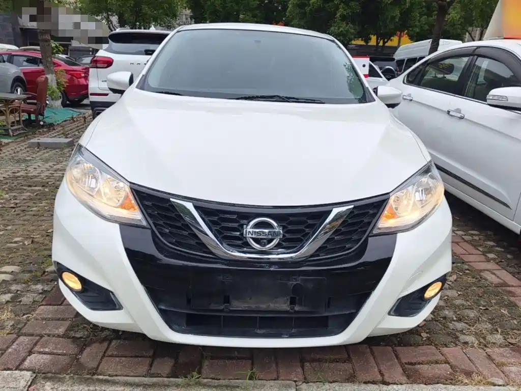 Nissan Tiida 2019