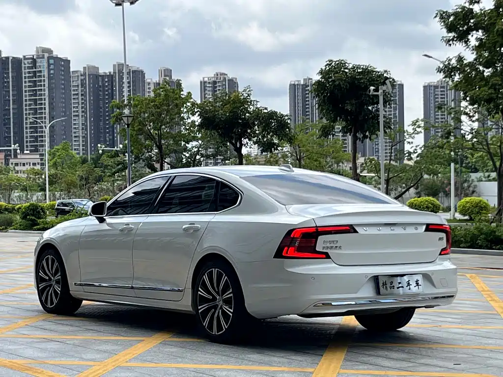 Volvo S90 2024 — фото 4
