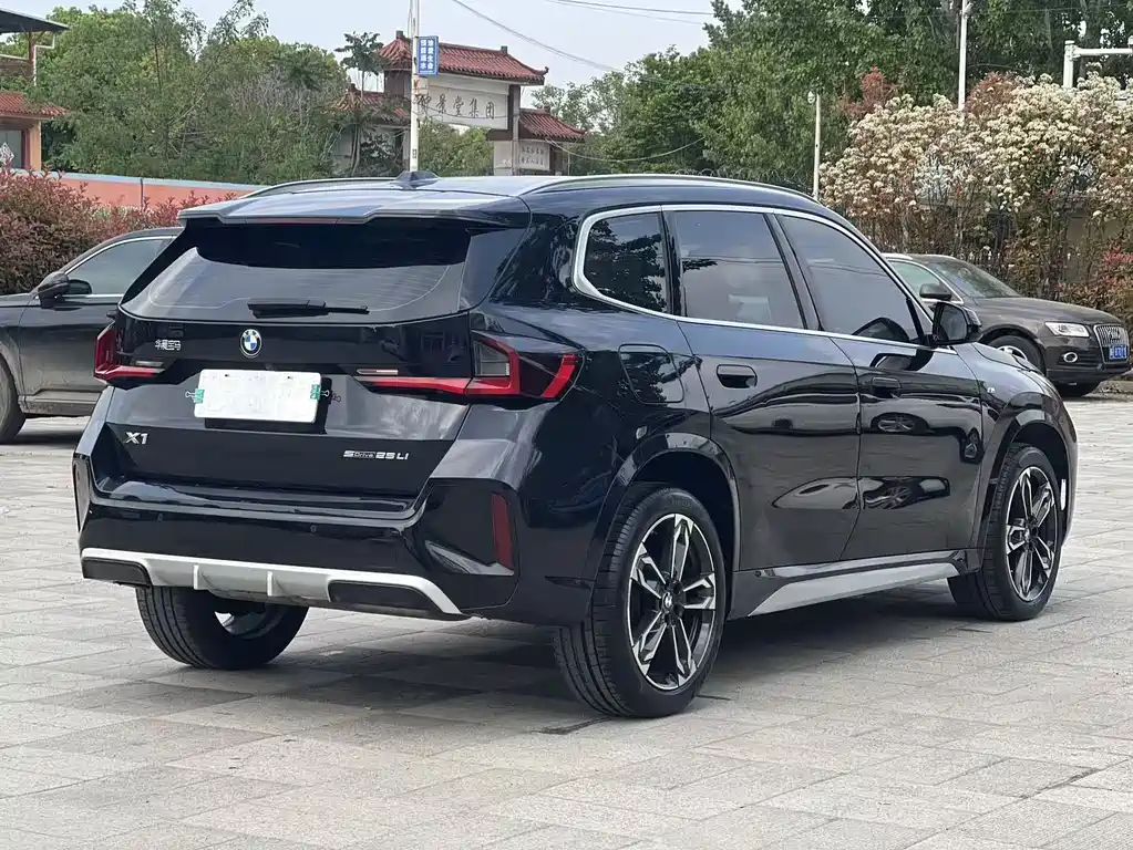 BMW X1 2024 — фото 10