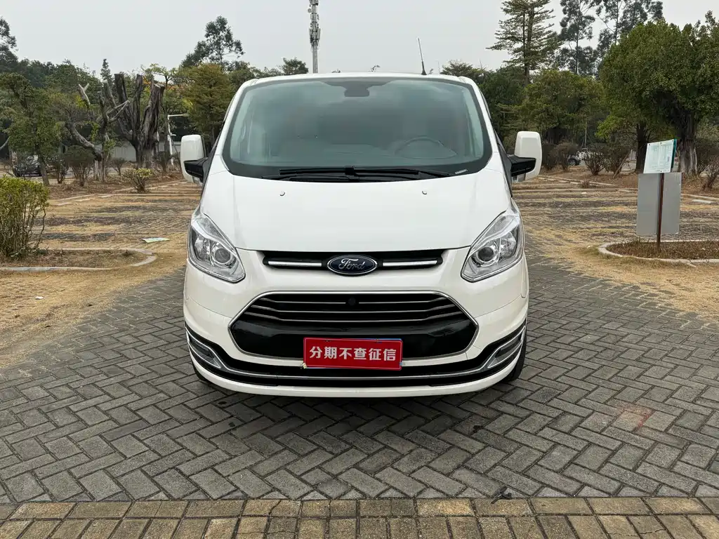 Ford Tourneo 2021 — фото 2
