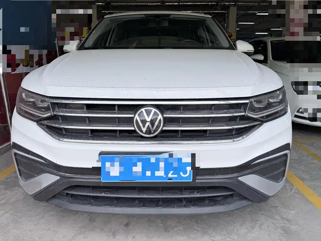 Volkswagen Tiguan L 2023 — фото 2
