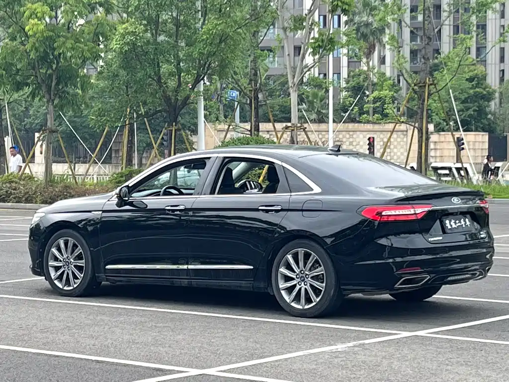 Ford Taurus 2020 — фото 17