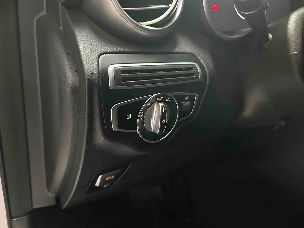 Mercedes-Benz GLC 2020 — фото 10