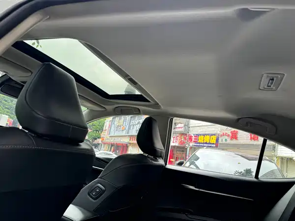 Toyota Camry 2024