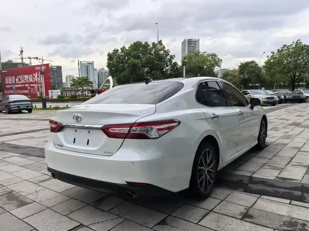 Toyota Camry 2022
