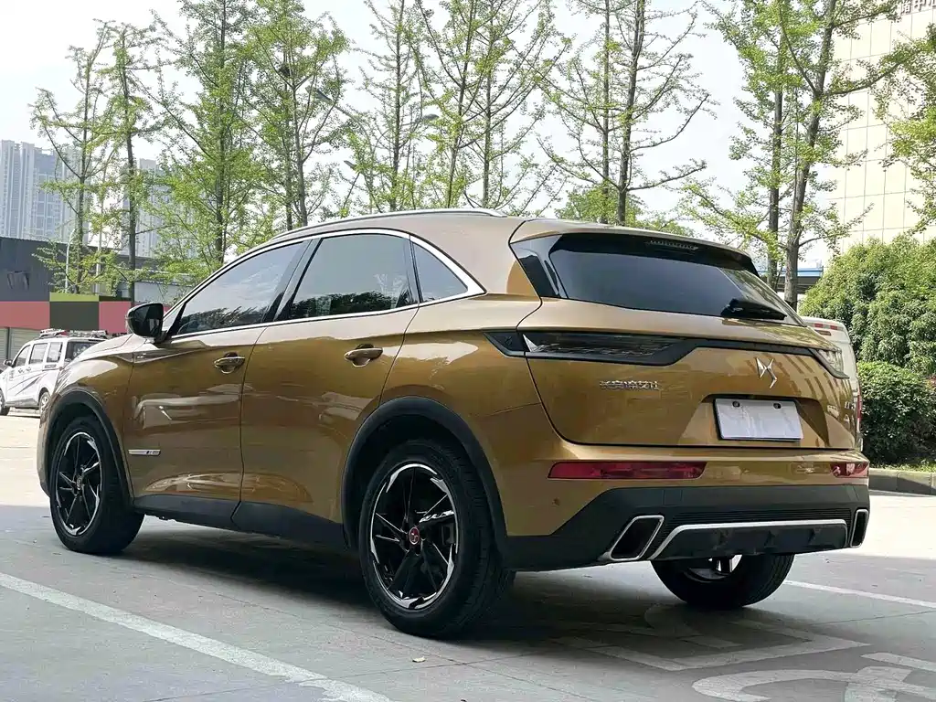 DS 7 Crossback 2018 — фото 10