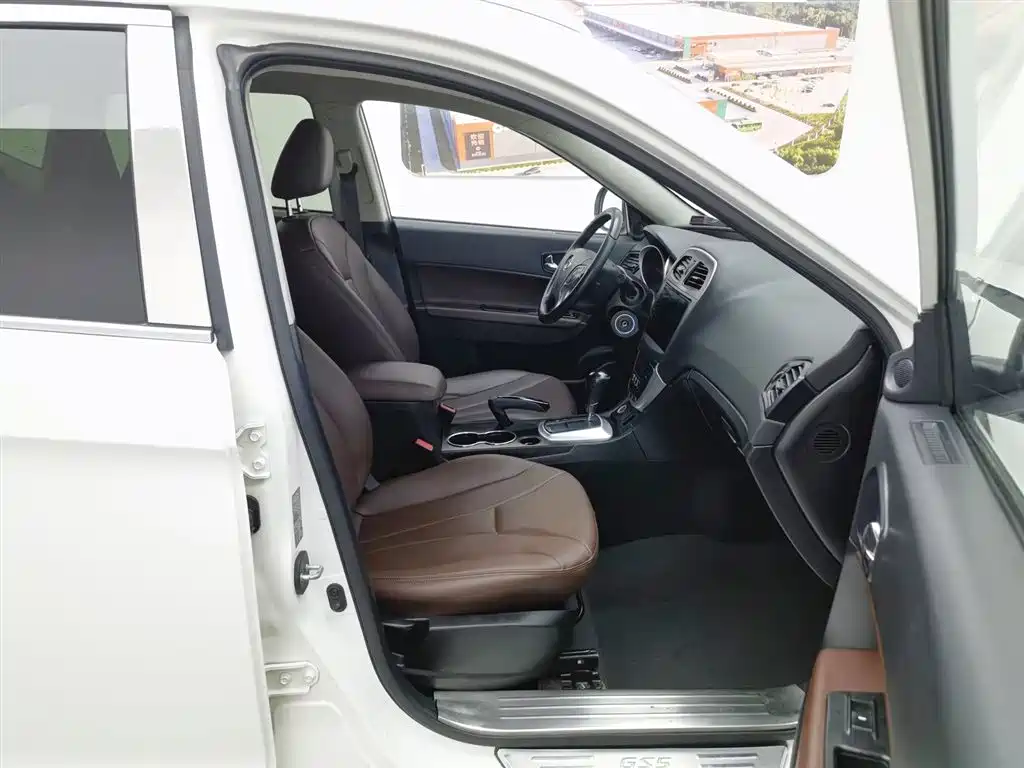 GAC Motor Trumpchi GS5 2014 — фото 23