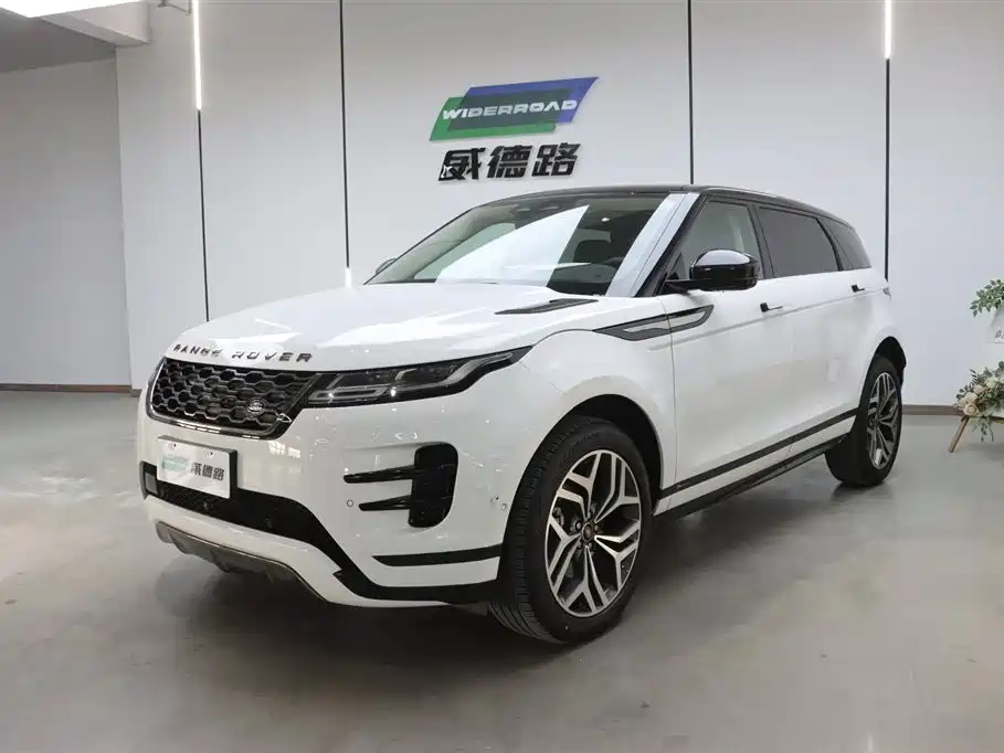 Land Rover Evoque 2022 — фото 1