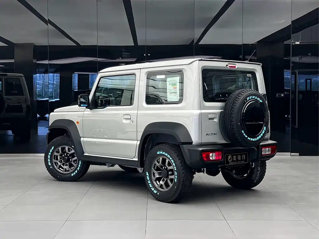 Suzuki Jimny — фото 4