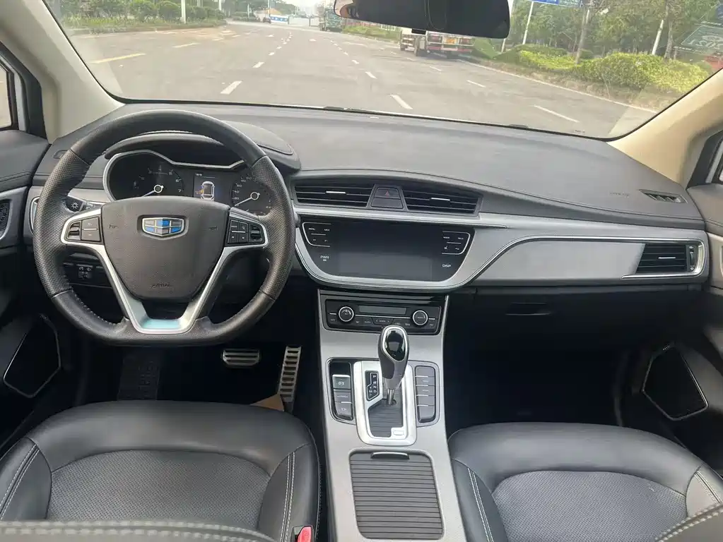 Geely Emgrand GS 2019 — фото 13