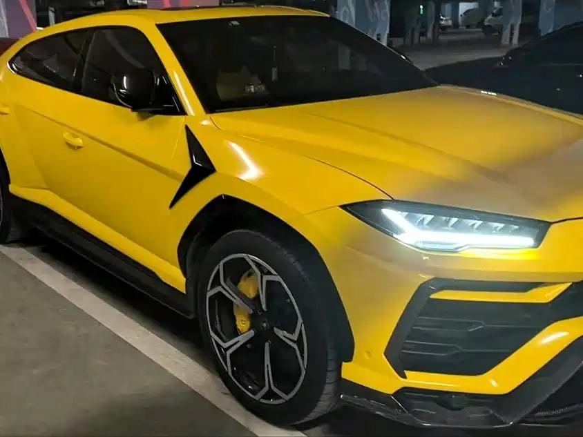 Lamborghini Urus 2020 — фото 2