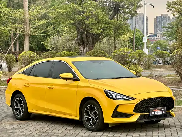 MG MG5 2021