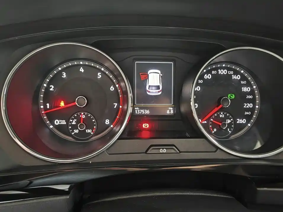 Volkswagen Tiguan L 2018 — фото 12