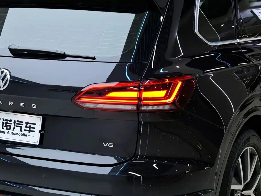 Volkswagen Touareg 2020 — фото 15