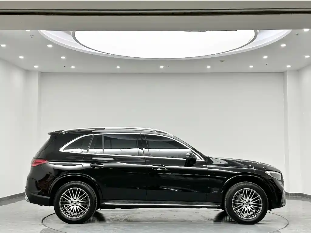 Mercedes-Benz GLC 2024 — фото 3