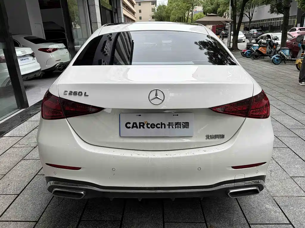 Mercedes-Benz C-Class 2023 — фото 6